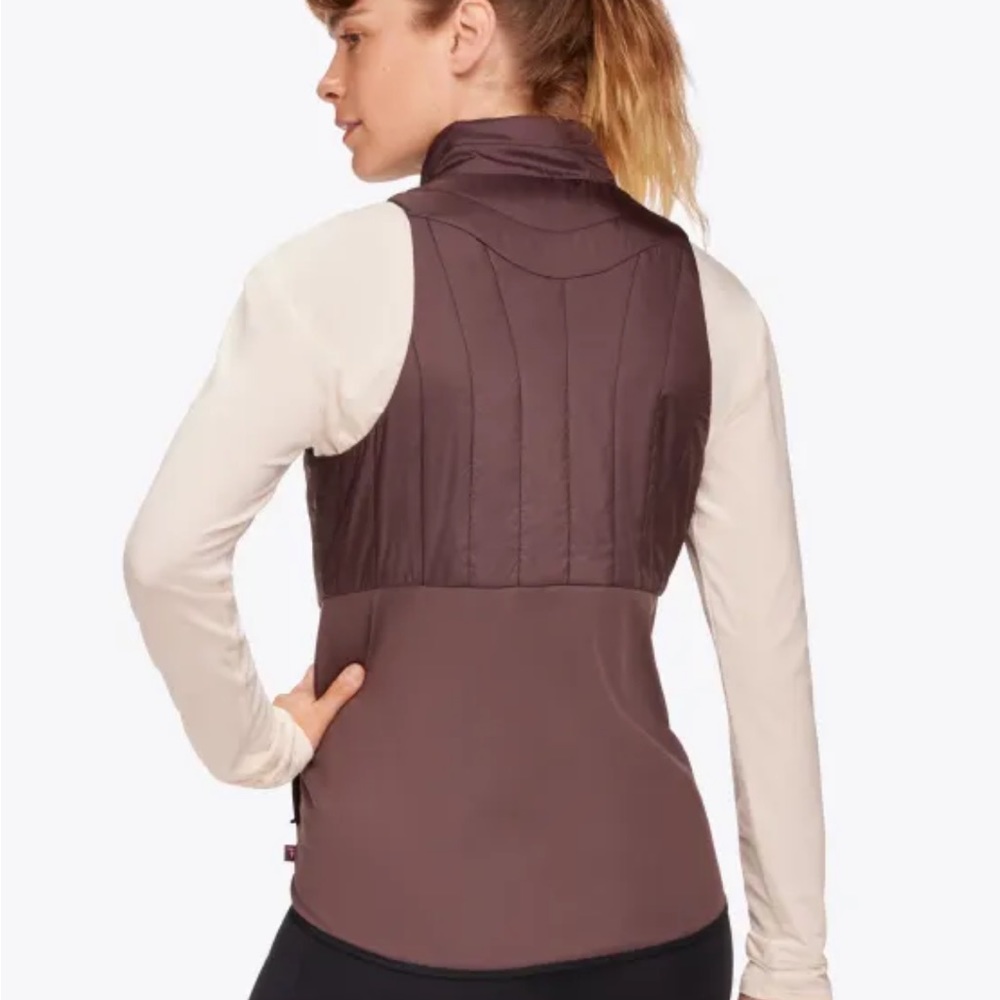 Hoka One Insulated Running Vest in “Raisin Purple” Small - Picture 2 of 6